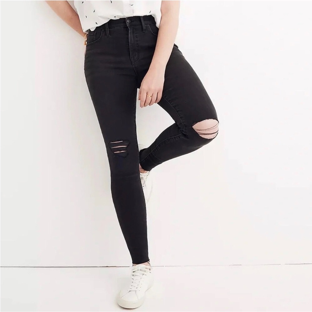 Madewell 9” High Rise Skinny Jeans Size 27T Black Sea Distressed Stretch Raw Hem